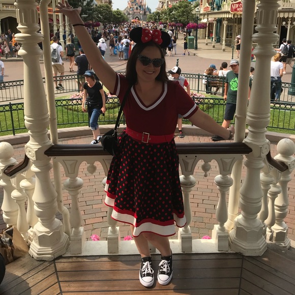 Meet your Posher, Jessica - Picture 2 of 2